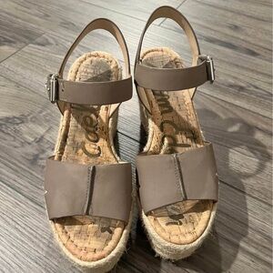 Sam Edelman Wedge Sandals Neutral Taupe with Ankle Strap Size 6.5